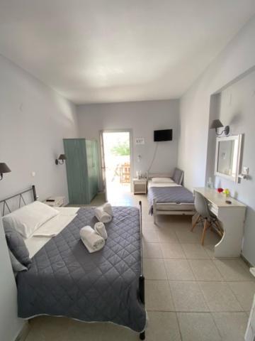קיוניה Niriides Rooms מראה חיצוני תמונה